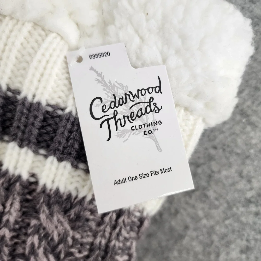 Cedarwood Threads Purple White Cable Knit Sherpa Lined Slipper Socks OSFM Unisex